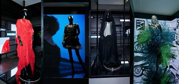 时装周2025策展多感官时装展览开元棋牌